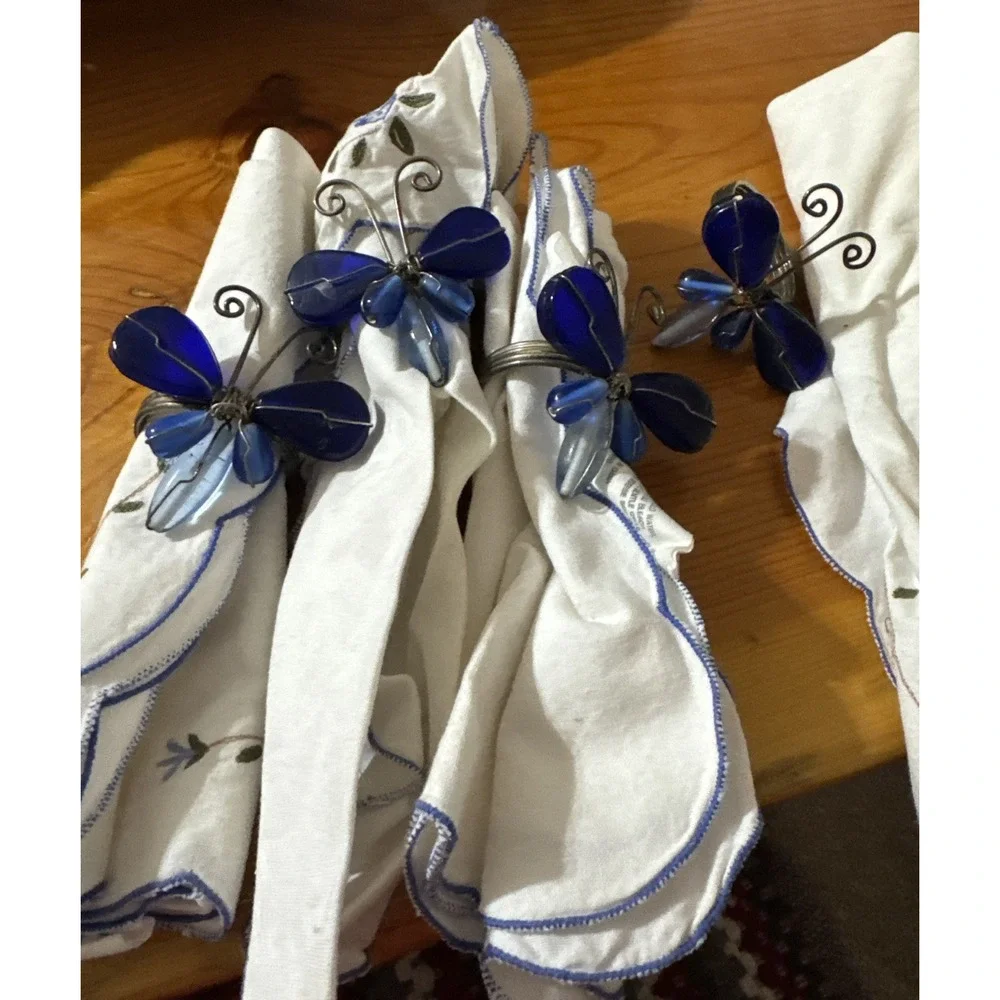 Vintage Cloth Napkins And Butterfly Napkin Holders Blue Glass Wire